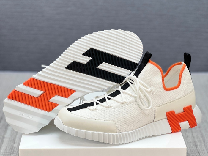 H**me5 sneaker hms012