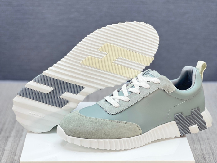 H**me5 sneaker hms001