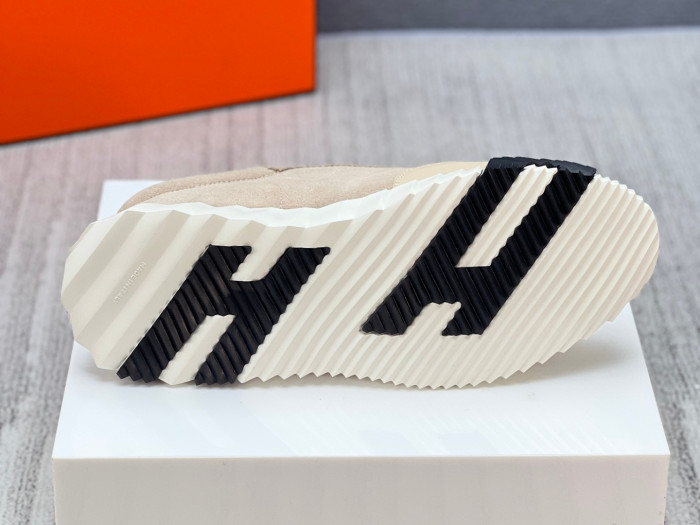 H**me5 sneaker hms002