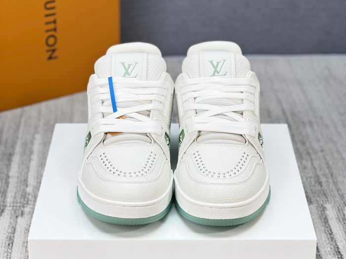 l0vis Vvtt0n lv trainer l&v-254