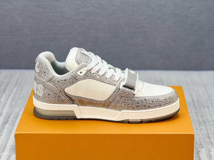 l0vis Vvtt0n lv trainer l&v-277